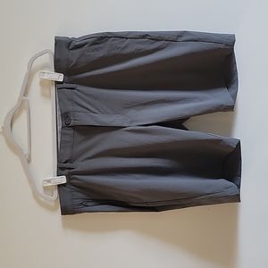 TOMMY BAHAMA GOLF SHORTS